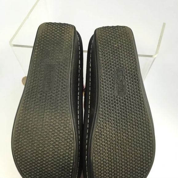 Alegria freesia - Picture 7 of 10